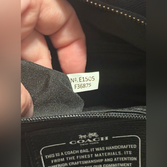 Coach City Zip Tote, midnight - Picture 6 of 8